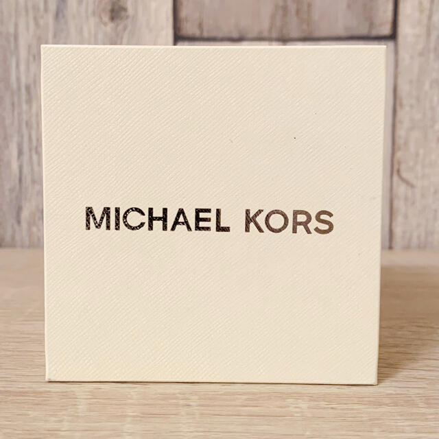 Michael Kors(マイケルコース)の☆専用☆新品☆ マイケルコース 腕時計 ゴールドトーン クロノグラフ メンズ メンズの時計(腕時計(アナログ))の商品写真