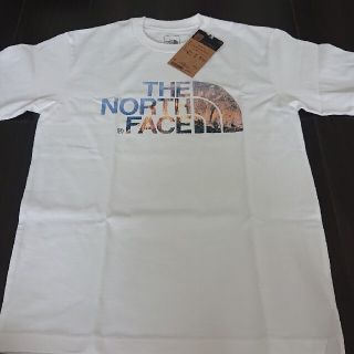 ザノースフェイス(THE NORTH FACE)の■新品未使用■ノースフェイス ホワイト tシャツ ロゴ(Tシャツ/カットソー(半袖/袖なし))