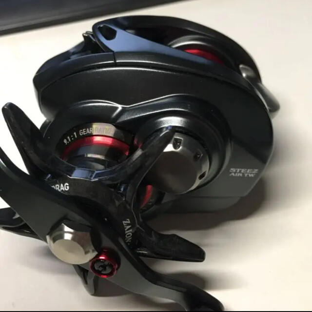 DAIWA(ダイワ)の【美品】ダイワ　スティーズ AIR TW 500XXHL スポーツ/アウトドアのフィッシング(リール)の商品写真