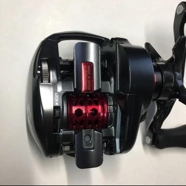 DAIWA(ダイワ)の【美品】ダイワ　スティーズ AIR TW 500XXHL スポーツ/アウトドアのフィッシング(リール)の商品写真