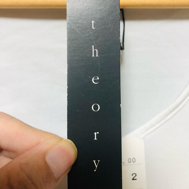 theory(セオリー)のtheory   セオリー　レディースTシャツ　サイズ2  新品訳あり レディースのトップス(Tシャツ(半袖/袖なし))の商品写真