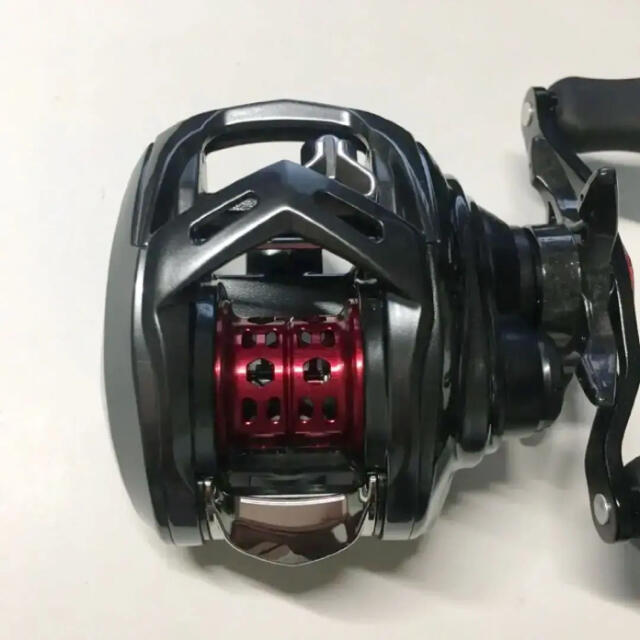 完成品 【美品】ダイワ 21アルファス AIR TW 8.6R - リール