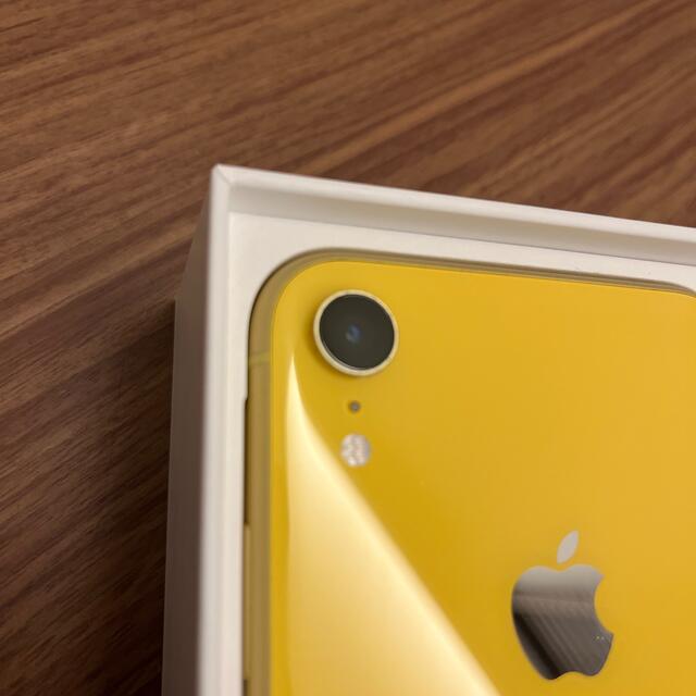 Apple(アップル)のiPhone XR 64GB イエロー スマホ/家電/カメラのスマートフォン/携帯電話(スマートフォン本体)の商品写真