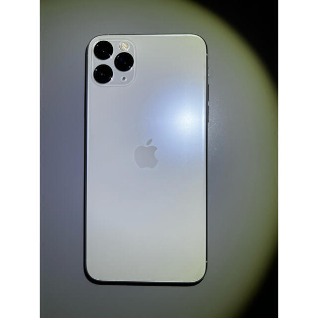 iPhone(アイフォーン)のiPhone 11 Pro Max シルバー 白 256GB SIMフリー 本体 スマホ/家電/カメラのスマートフォン/携帯電話(スマートフォン本体)の商品写真