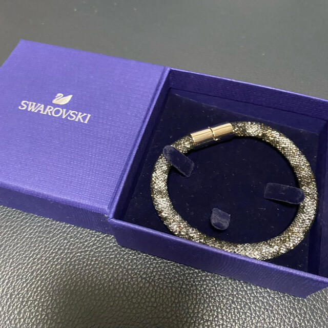 SWAROVSKI(スワロフスキー)のスワロフスキー　スターダスト　ブレスレット　新品 レディースのアクセサリー(ブレスレット/バングル)の商品写真