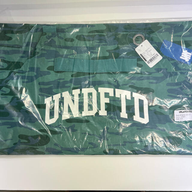 UNDEFEATED(アンディフィーテッド)の【完売品】UNDEFEATED BBQ APRON エプロン メンズのトップス(その他)の商品写真