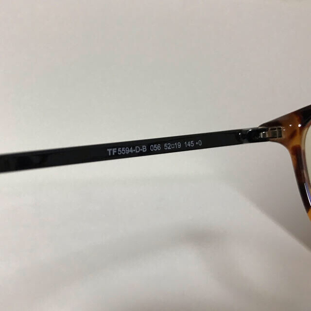 最大55%オフ! PROPS オンラインショップトムフォード TOM FORD