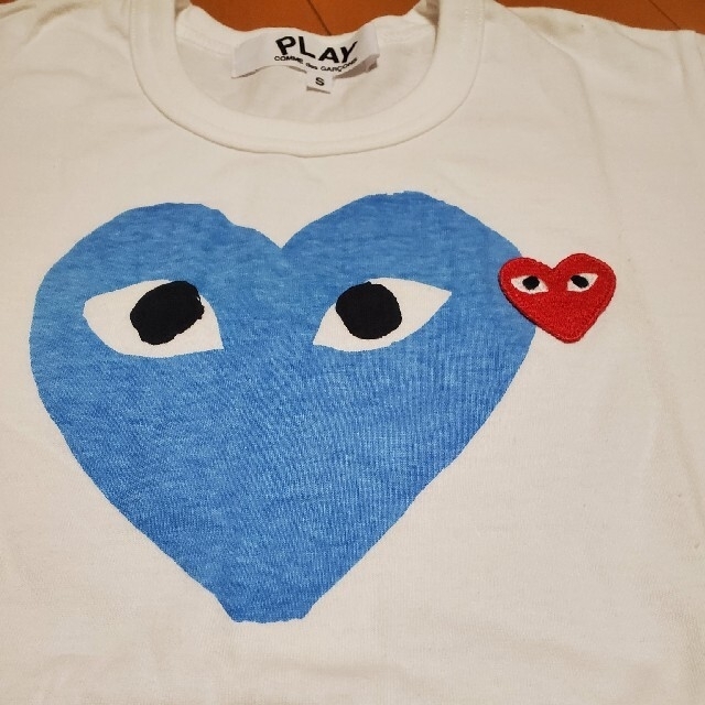 COMME des GARCONS(コムデギャルソン)の新品未使用　コム・デ・ギャルソン　白Tシャツ レディースのトップス(Tシャツ(半袖/袖なし))の商品写真