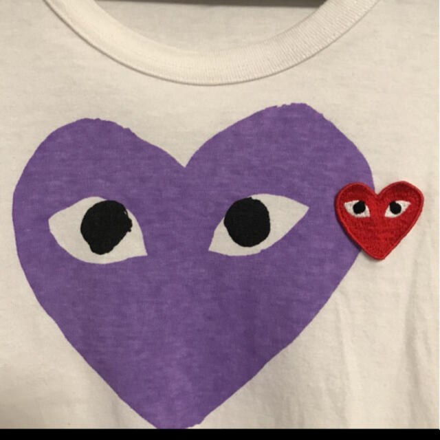 COMME des GARCONS(コムデギャルソン)のコムデギャルソン　Tシャツ　play  レディースのトップス(Tシャツ(半袖/袖なし))の商品写真