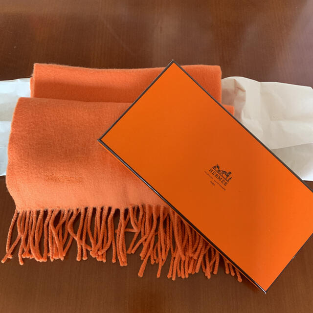 HERMES カシミヤ100%  クリスマスご準備を‼︎ 美品　池袋西武本店購入