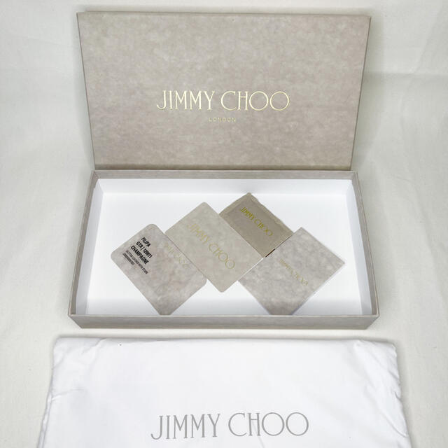 JIMMY CHOO(ジミーチュウ)の【即購入可！】JIMMY CHOO ジミーチュウ　スタースタッズ　長財布 レディースのファッション小物(財布)の商品写真