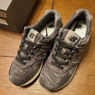 ニューバランス(New Balance)の値下げ！新品激レアNEW BALANCEデニムスニーカー(スニーカー)