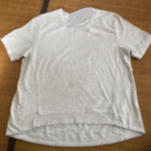 『NIKE　Tシャツ』 レディースのトップス(Tシャツ(半袖/袖なし))の商品写真