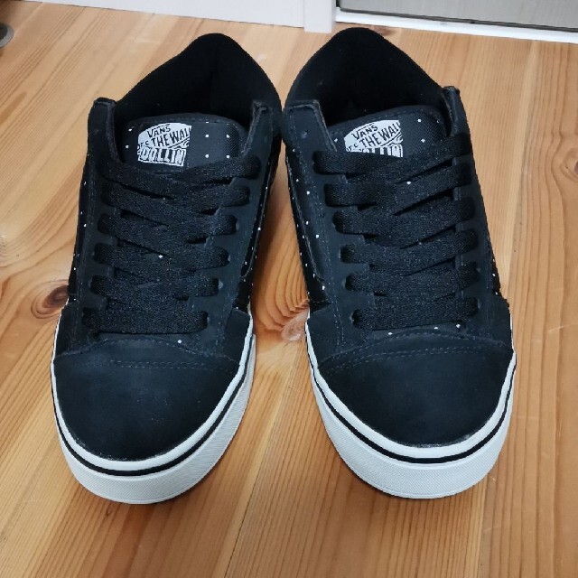 VANS(ヴァンズ)の【早い者勝ち値引きUSED美品】VANS NO SKOOL 2 ドット29cm メンズの靴/シューズ(スニーカー)の商品写真