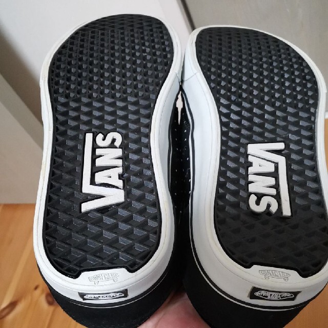 VANS(ヴァンズ)の【早い者勝ち値引きUSED美品】VANS NO SKOOL 2 ドット29cm メンズの靴/シューズ(スニーカー)の商品写真