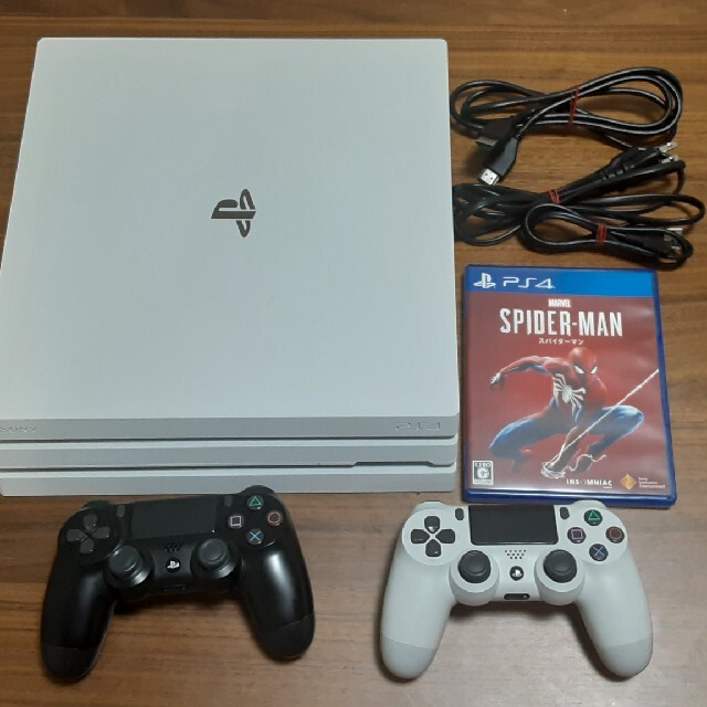 PS4 pro 1TBモデル ソフト1本おまけ付き ブランド biocheck.cl