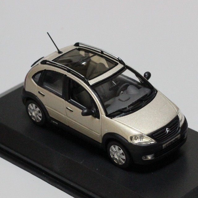 NOREV 1/43 ミニカー CITROEN C3 XTR エンタメ/ホビーのおもちゃ/ぬいぐるみ(ミニカー)の商品写真