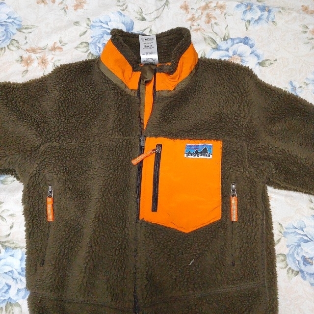patagonia(パタゴニア)のPatagonia KIDS レトロＸ KIDS M キッズ/ベビー/マタニティのキッズ服男の子用(90cm~)(ジャケット/上着)の商品写真