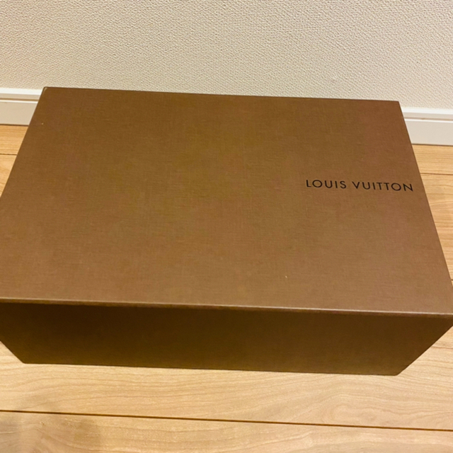 LOUIS VUITTON(ルイヴィトン)の美品　ルイヴィトン　エピ　シューズ　ブラック　メンズ メンズの靴/シューズ(ドレス/ビジネス)の商品写真