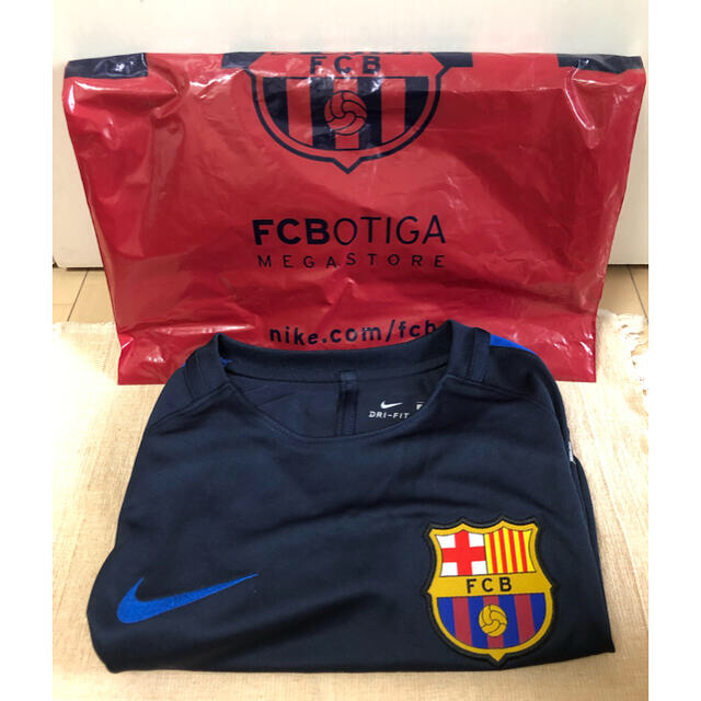 NIKE(ナイキ)のNIKE ナイキ ユニフォーム　Tシャツ　FCバルセロナ スポーツ/アウトドアのサッカー/フットサル(ウェア)の商品写真