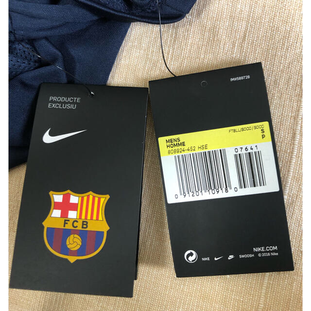 NIKE(ナイキ)のNIKE ナイキ ユニフォーム　Tシャツ　FCバルセロナ スポーツ/アウトドアのサッカー/フットサル(ウェア)の商品写真