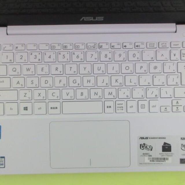 ASUS(エイスース)の再値引きASUS E206SA-FD0029T Cel N3350/500GB スマホ/家電/カメラのPC/タブレット(ノートPC)の商品写真