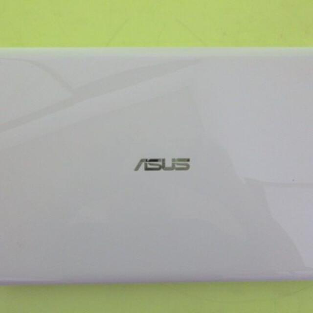 ASUS(エイスース)の再値引きASUS E206SA-FD0029T Cel N3350/500GB スマホ/家電/カメラのPC/タブレット(ノートPC)の商品写真