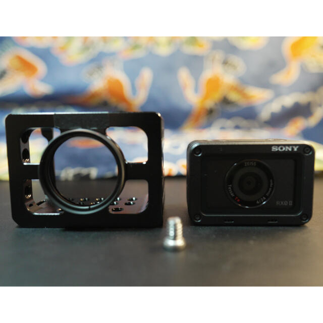 SONY(ソニー)のRX0 II (DSC-RX0M2) スマホ/家電/カメラのカメラ(コンパクトデジタルカメラ)の商品写真