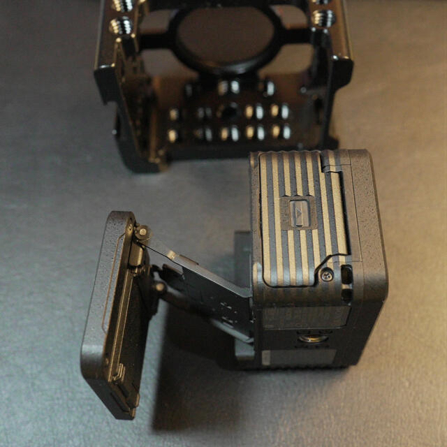 SONY(ソニー)のRX0 II (DSC-RX0M2) スマホ/家電/カメラのカメラ(コンパクトデジタルカメラ)の商品写真