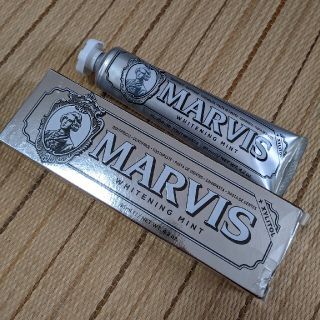 マービス(MARVIS)のMARVIS ホワイトニングミント　85ml(歯磨き粉)