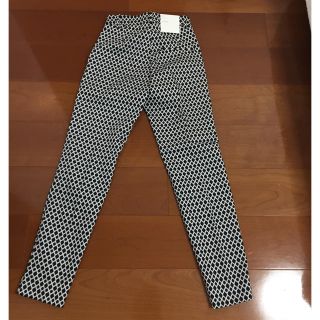 エイチアンドエム(H&M)のパンツ(カジュアルパンツ)