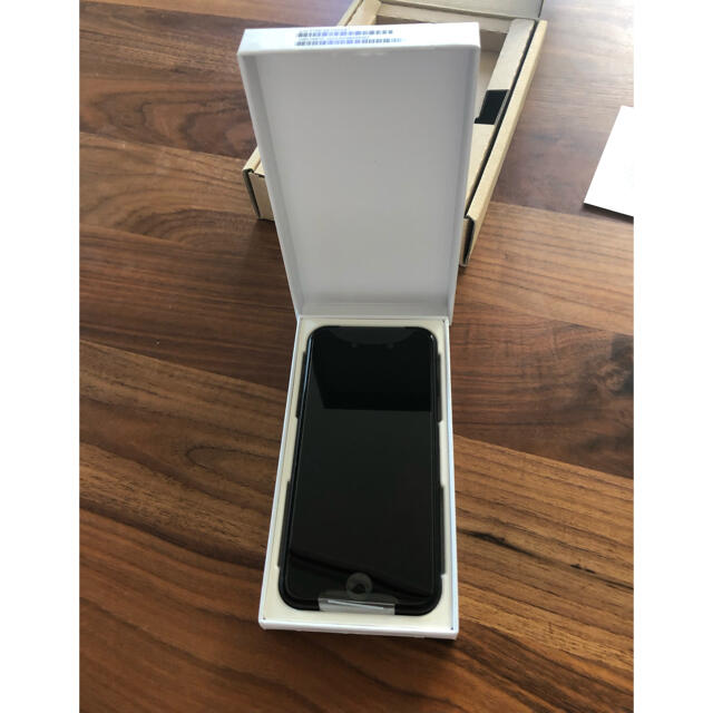 クーポン期間限定値下 新品iPhone7 SIMフリー256GB ブラック本体