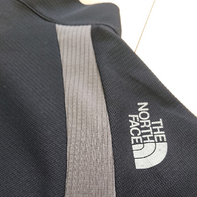 THE NORTH FACE(ザノースフェイス)のTHE NORTH FACEノースフェイス  ジップシャツ  ブラック×グレー メンズのトップス(シャツ)の商品写真