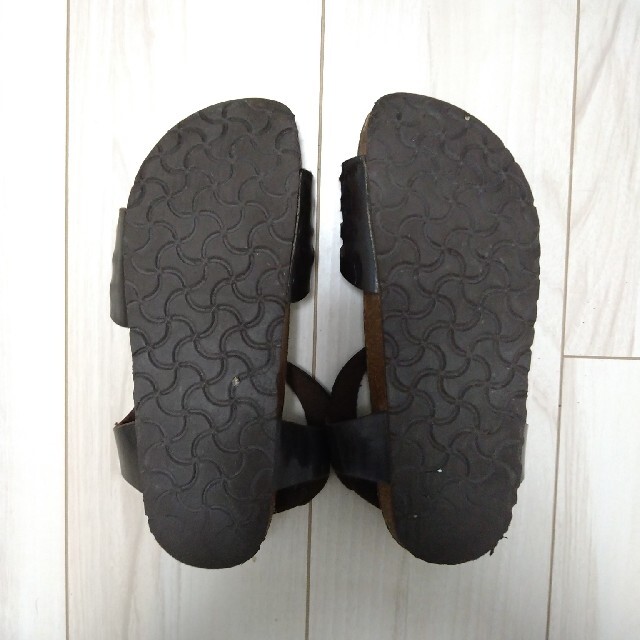BIRKENSTOCK(ビルケンシュトック)の【はるりんさま専用】ビルケンシュトック　ユニセックス(25cm) レディースの靴/シューズ(サンダル)の商品写真