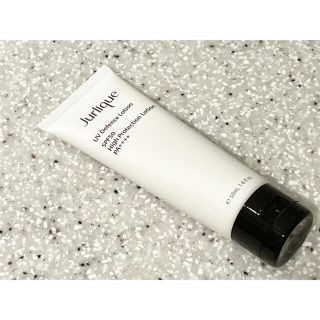 ジュリーク(Jurlique)のお値下げ★未使用★Jurlique UVディフェンスローション SPF50(日焼け止め/サンオイル)