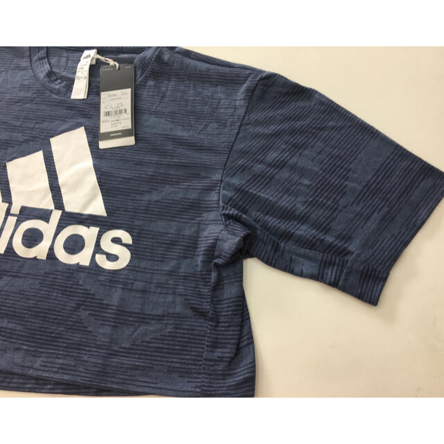 adidas(アディダス)のadidas アディダス レディース  カモ柄 クロップド Tシャツ スポーツ/アウトドアのトレーニング/エクササイズ(ヨガ)の商品写真