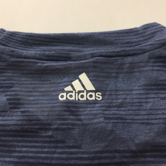 adidas(アディダス)のadidas アディダス レディース  カモ柄 クロップド Tシャツ スポーツ/アウトドアのトレーニング/エクササイズ(ヨガ)の商品写真