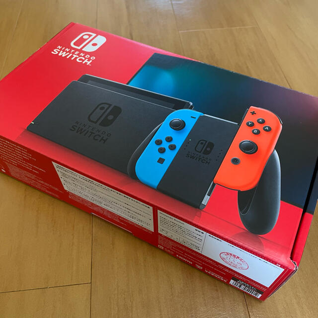 Nintendo Switch(ニンテンドースイッチ)のNintendo Switch本体　美品 エンタメ/ホビーのゲームソフト/ゲーム機本体(家庭用ゲーム機本体)の商品写真