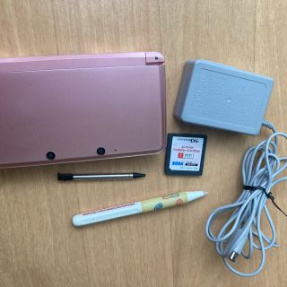 ニンテンドー3DS(ニンテンドー3DS)のニンテンドー3DS ピンク　ソフト付き(携帯用ゲーム機本体)