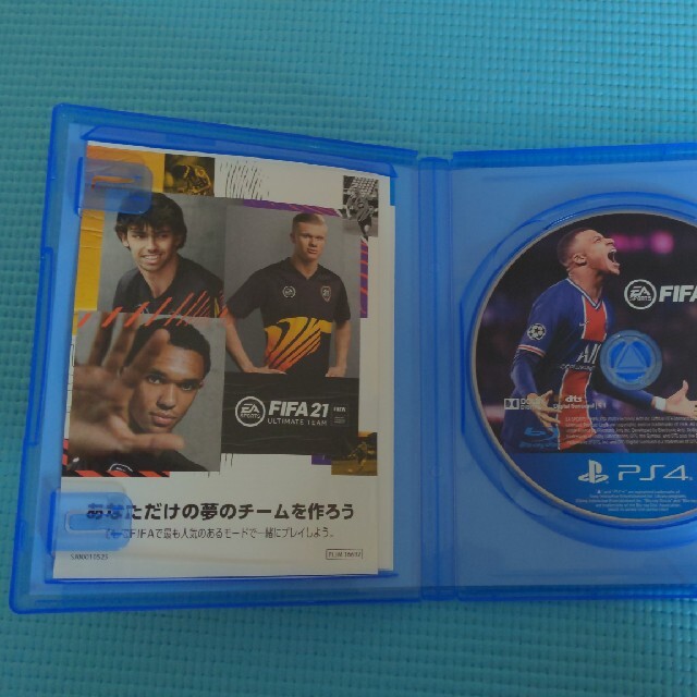 FIFA 21 PS4 エンタメ/ホビーのゲームソフト/ゲーム機本体(家庭用ゲームソフト)の商品写真