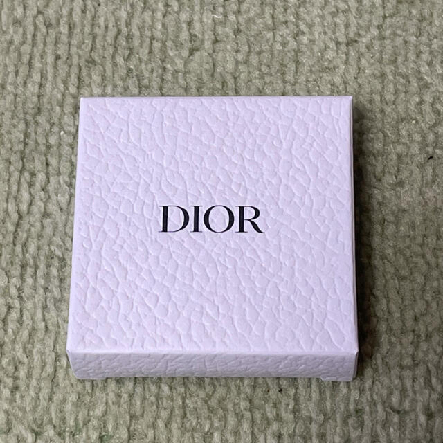 Dior(ディオール)のディオール ノベルティスマホリング スター エンタメ/ホビーのコレクション(ノベルティグッズ)の商品写真