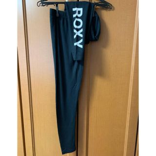 ロキシー(Roxy)の【新品未着用★送料込】ROXY レギンス M(レギンス/スパッツ)