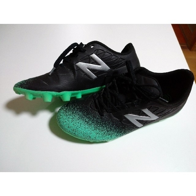 New Balance(ニューバランス)のnew balance サッカースパイク ジュニア 22cm スポーツ/アウトドアのサッカー/フットサル(シューズ)の商品写真