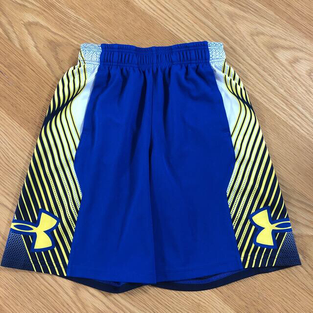 UNDER ARMOUR(アンダーアーマー)のUNDER ARMOUR キッズパンツ YMD 140cm キッズ/ベビー/マタニティのキッズ服男の子用(90cm~)(パンツ/スパッツ)の商品写真