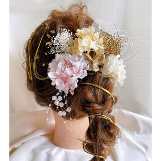 ドライフラワーの髪飾り　水引アレンジ　成人式、結婚式、卒業式　7(ヘアアクセサリー)