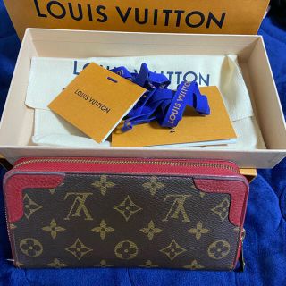 ルイヴィトン(LOUIS VUITTON)のルイヴィトン　ジッピーウォレットレティーロ(財布)