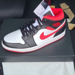 ナイキ(NIKE)のAIRJORDAN　1MID(スニーカー)