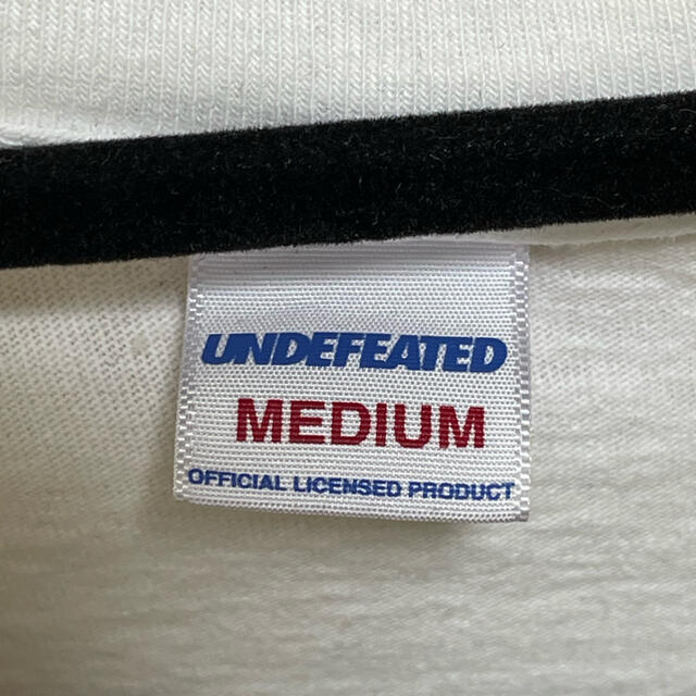 UNDEFEATED(アンディフィーテッド)の【未使用に近い】 undefeated Tシャツ メンズのトップス(Tシャツ/カットソー(半袖/袖なし))の商品写真