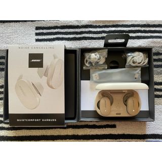 ボーズ(BOSE)のBOSE QUIETCOMFORT EARBUDS 納品書付　TNさん専用(ヘッドフォン/イヤフォン)