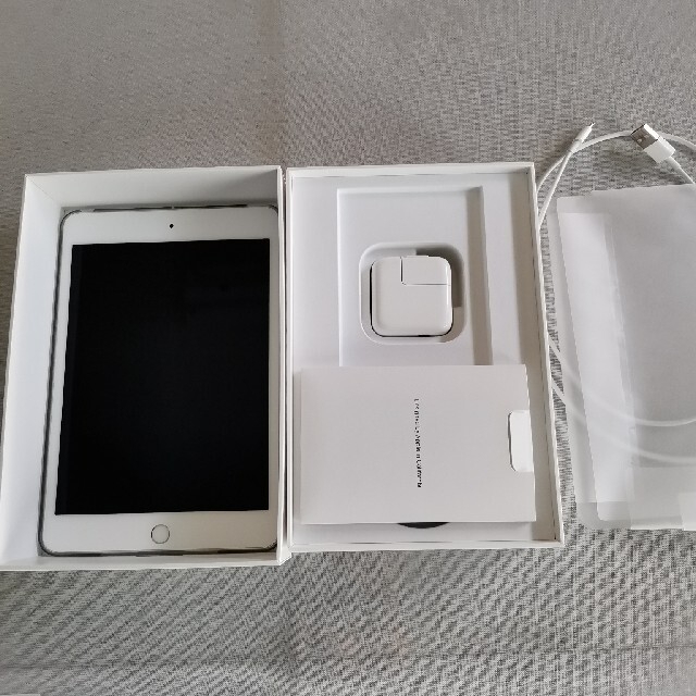 iPad mini 第5世代 Wi-Fi 64GB シルバー